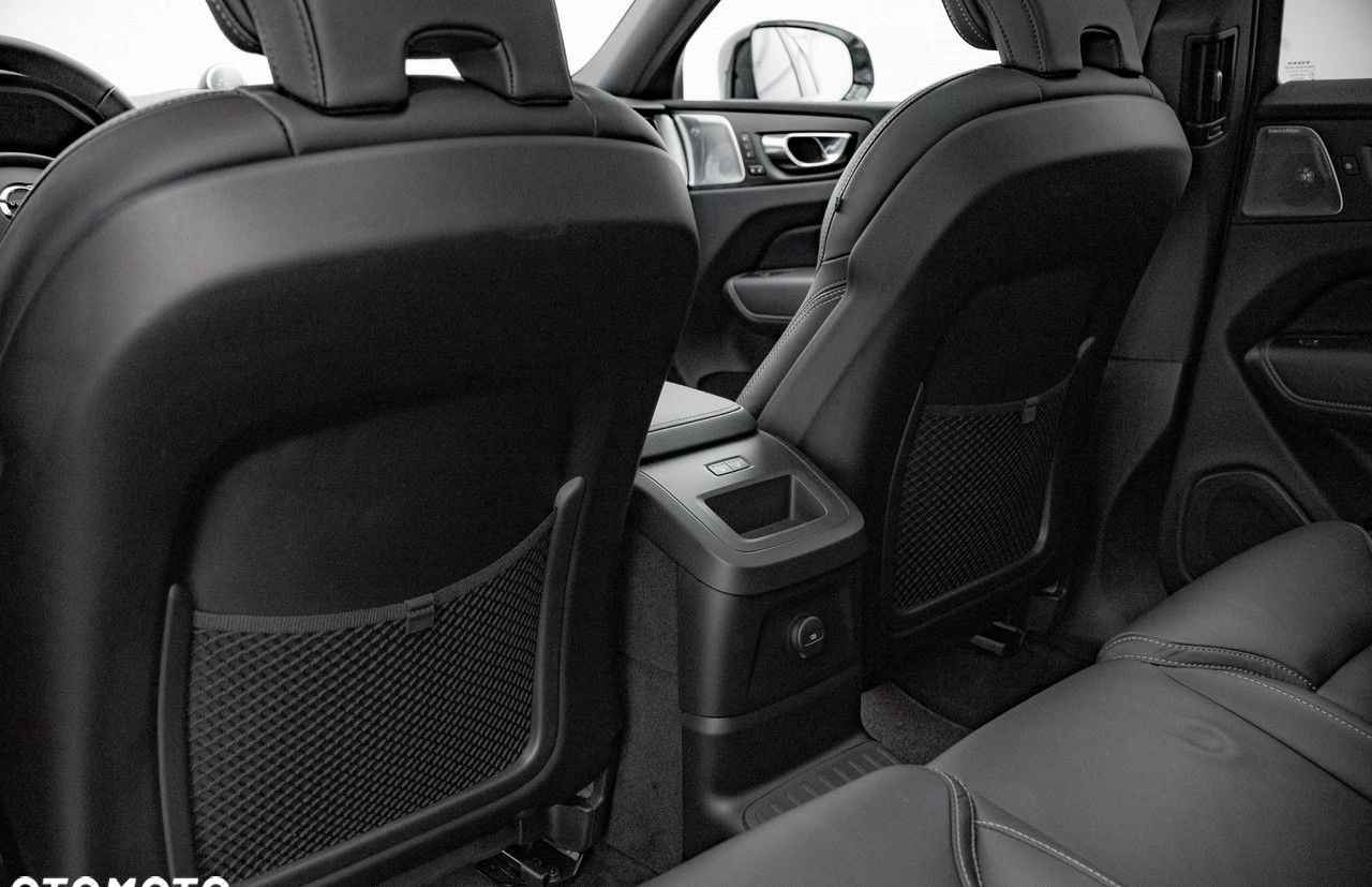 Volvo XC 60 cena 269850 przebieg: 14470, rok produkcji 2021 z Pelplin małe 781